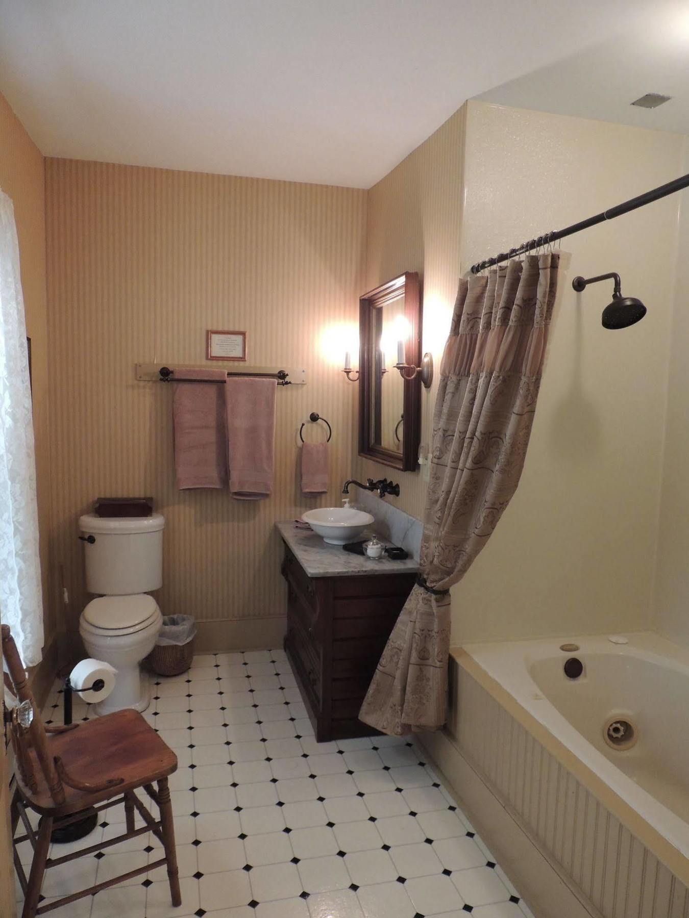 1868 Magnolia House Inn Lexington Eksteriør bilde