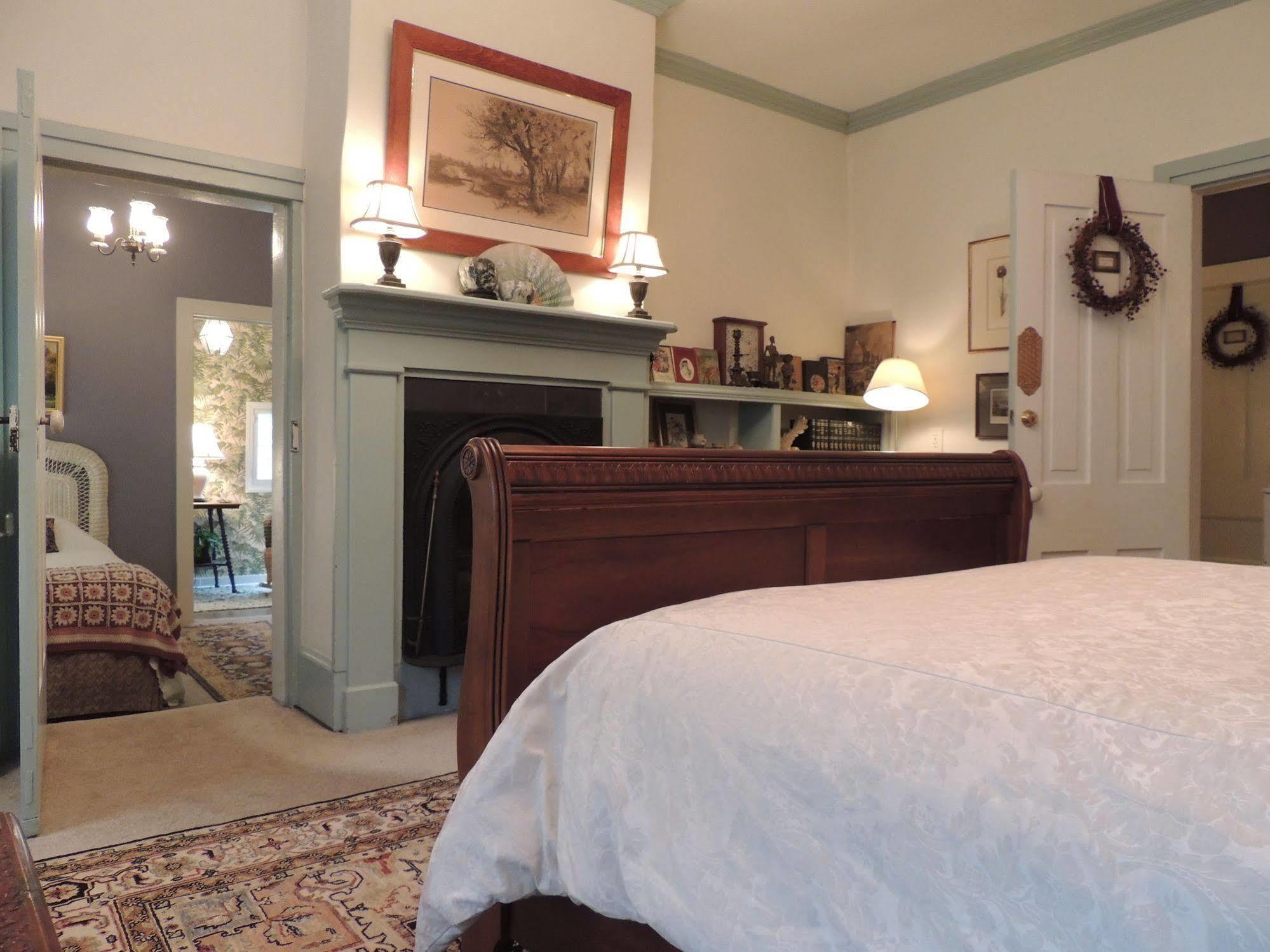 1868 Magnolia House Inn Lexington Eksteriør bilde